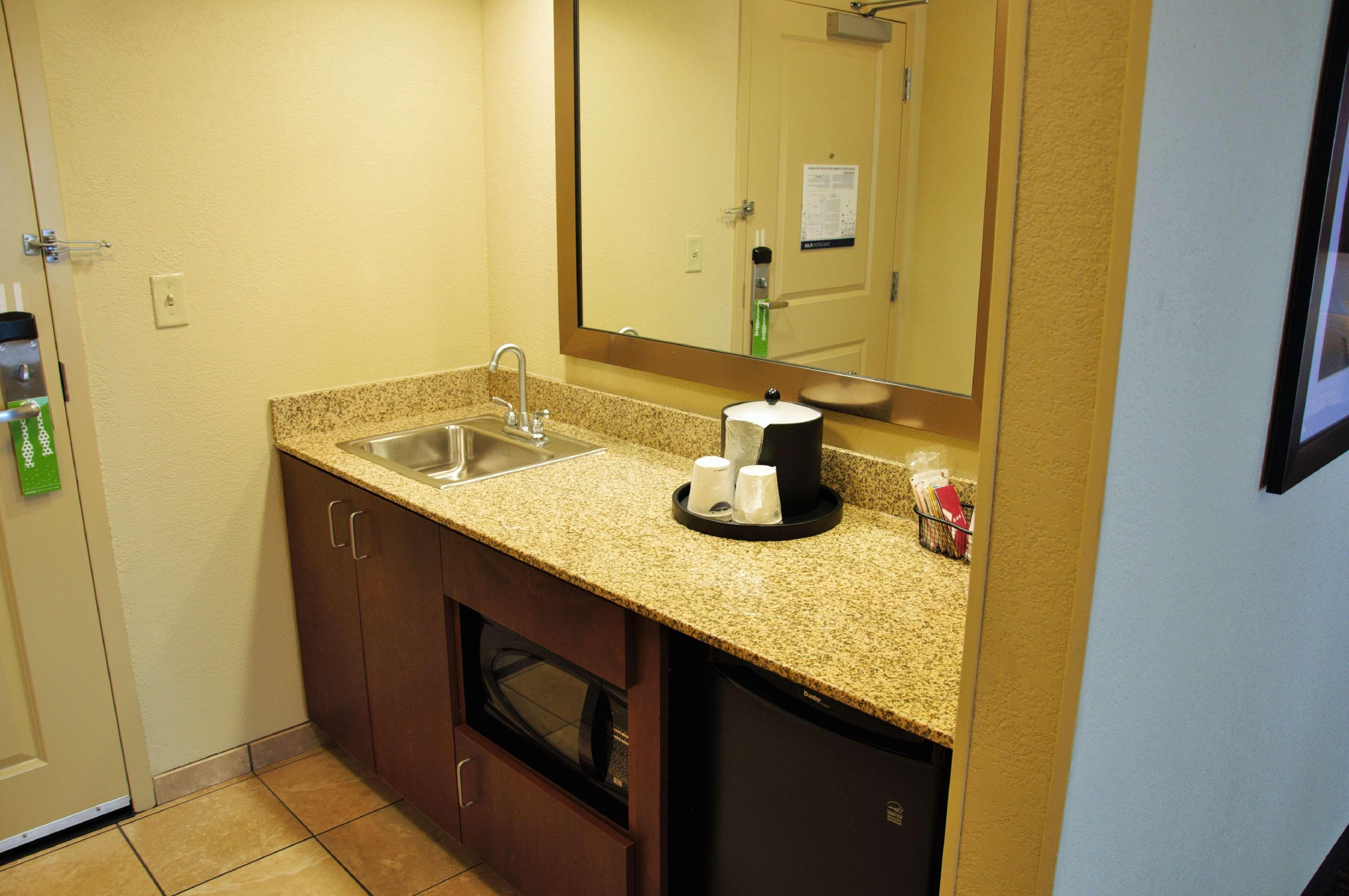 Hampton Inn & Suites Cincinnati / Uptown - University Area Kültér fotó